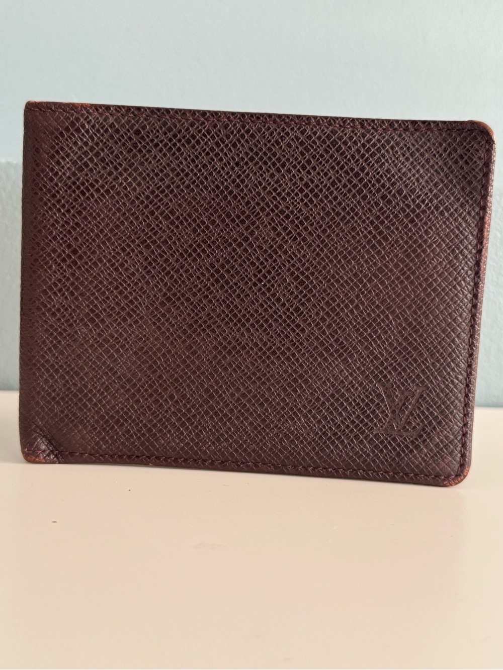 Lv Leather Bi-Fold Wallet - Brown